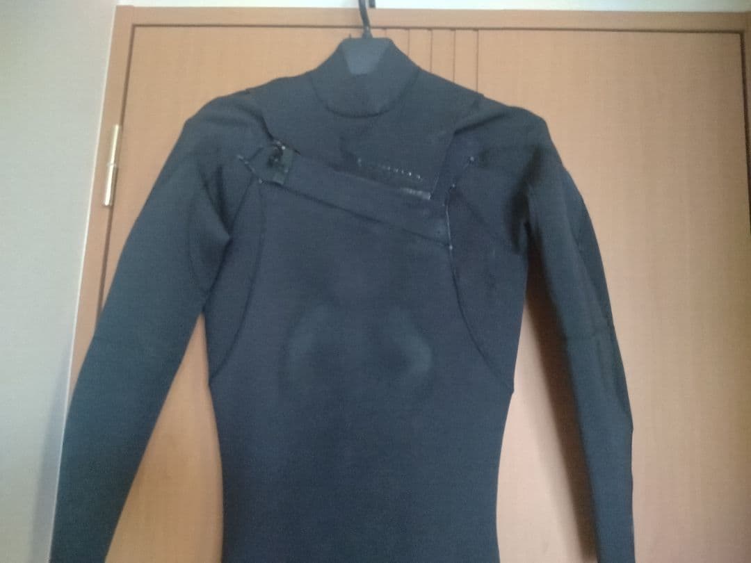 クイッシルバー　QUIKSILVER 3/2mmジャージフルスーツ