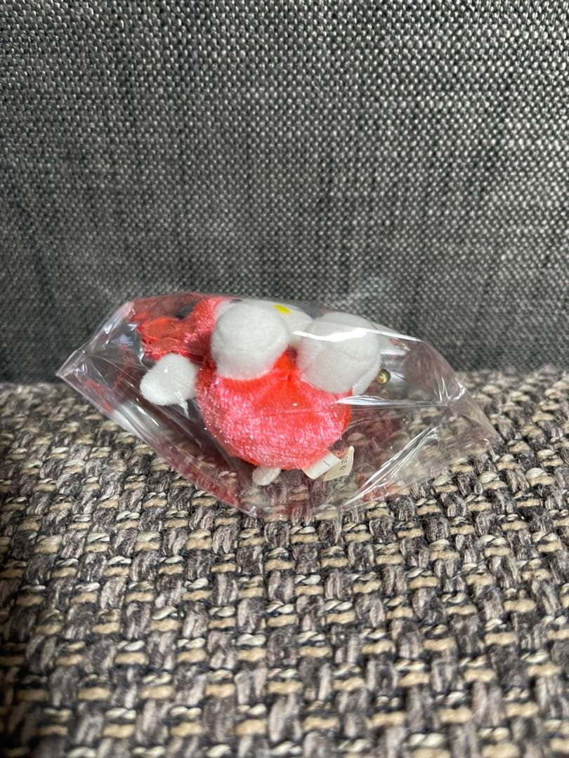 ハローキティ カニ衣装 キーホルダー 約7cmお値下げ中。