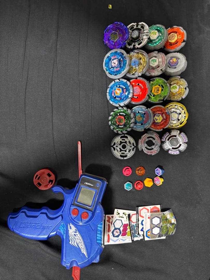 メタルファイト 16個 ベイブレードバースト 9個 まとめ売り