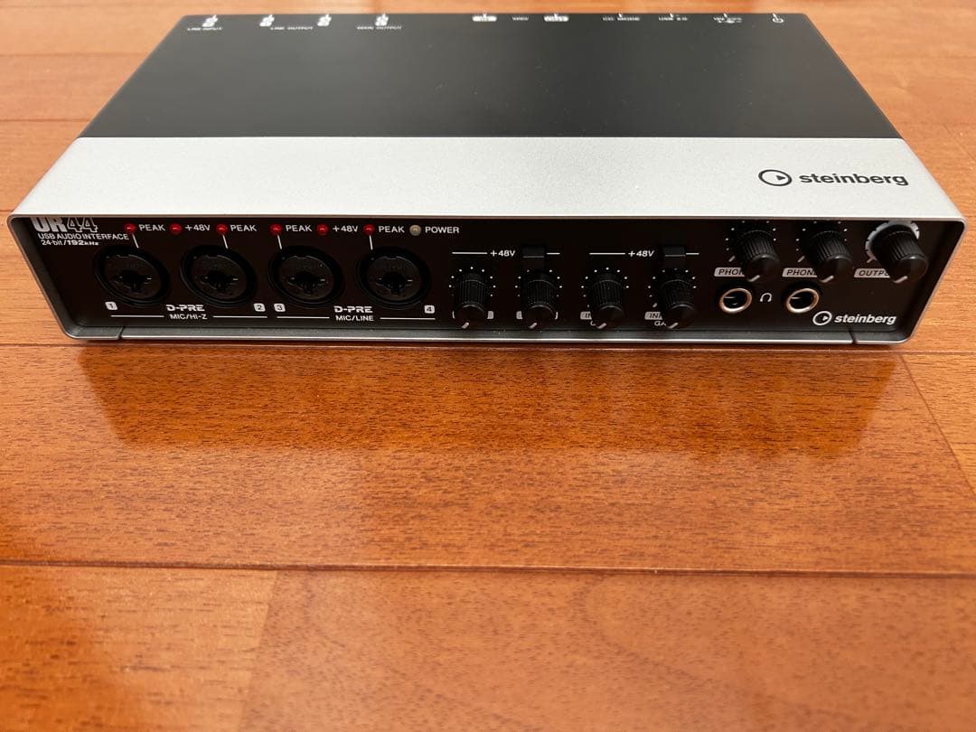 Steinbergスタインバーグ UR44 オーディオインターフェース