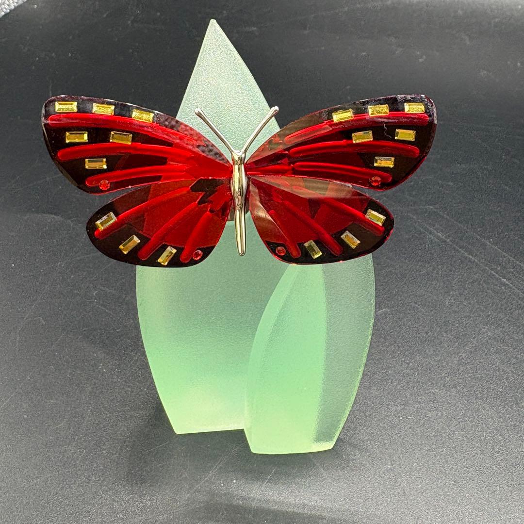 箱付き　スワロフスキー 置物 インテリア バタフライ アデナ 　no.175