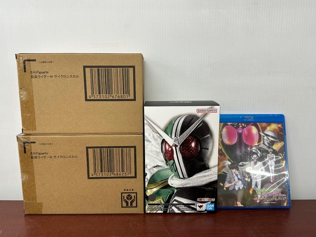 351 未開封 真骨彫 仮面ライダーW サイクロンスカル blu-ray付