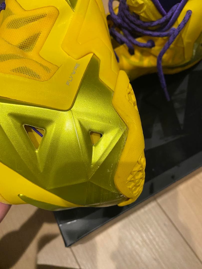 レブロン11 ID⭐️明日2/9までセール！