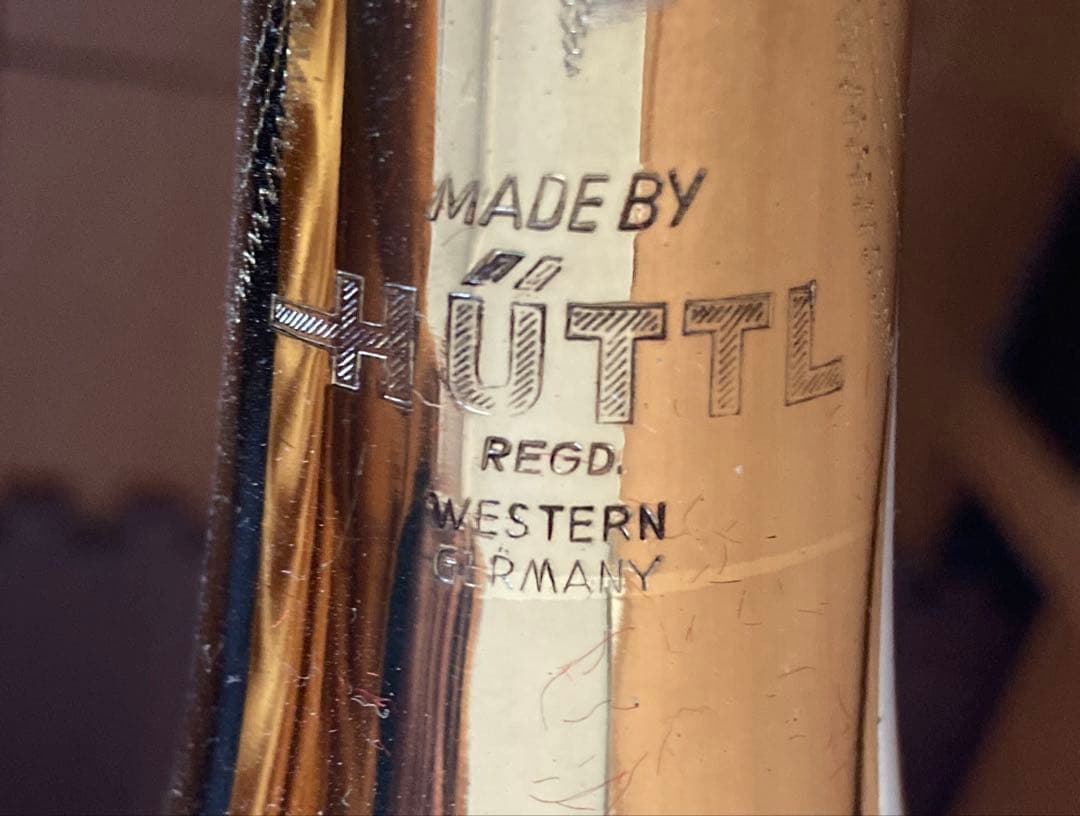 ヒュッテル　トランペット