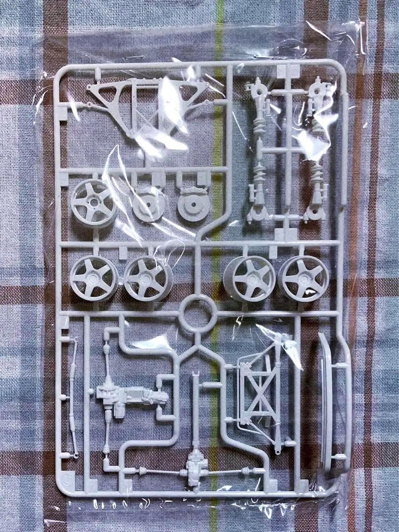 絶版 タミヤ 1/24 フォード・フォーカス RS WRC 01 w/フィギュア