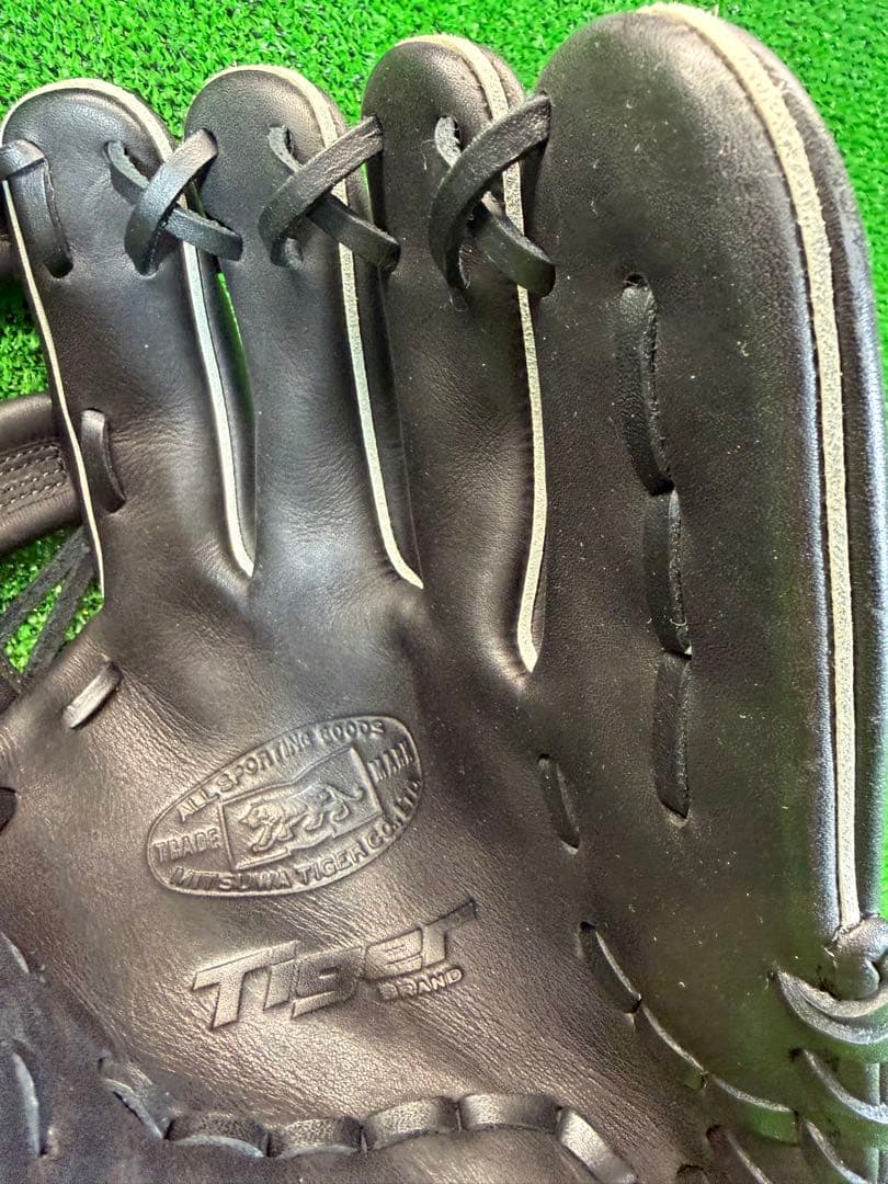 ミツワタイガー　軟式　内野手