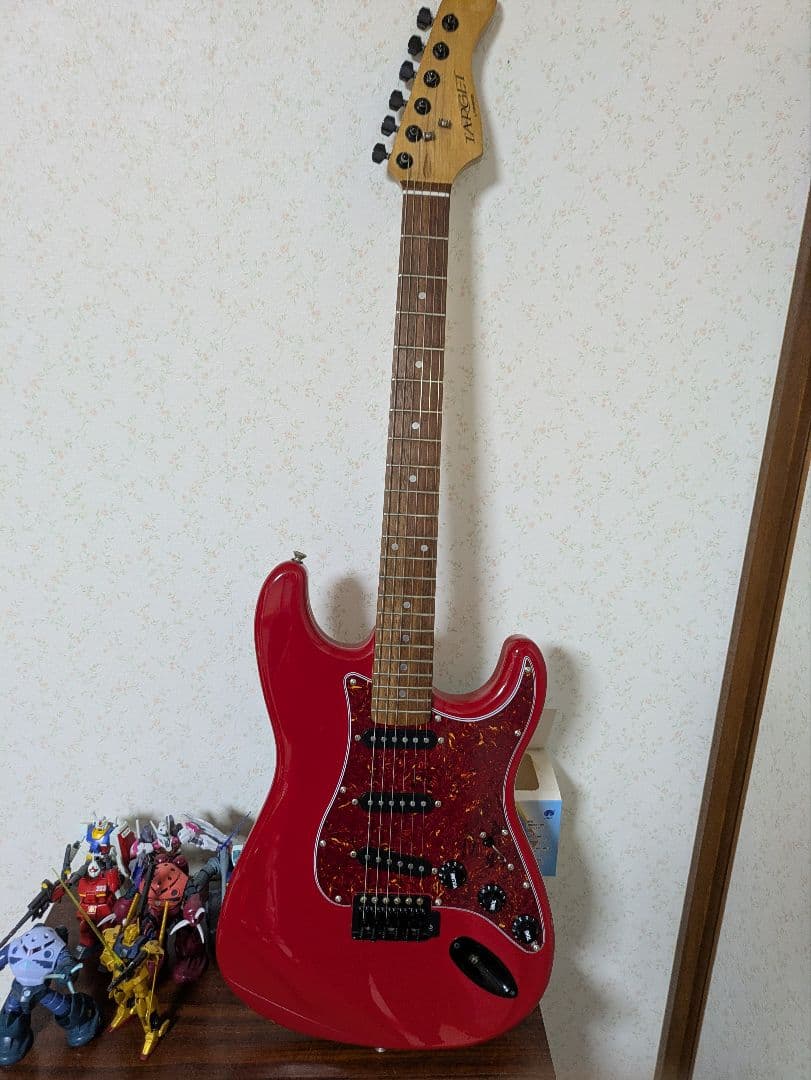FERNANDES TARGET エレキギター レッド　ターゲットフェルナンデス