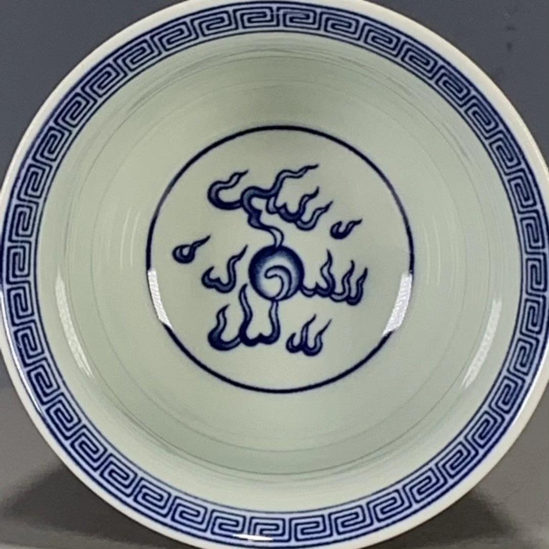 珐琅彩 胭脂紅地 花卉文 碗｜陶磁器｜精巧絵付け｜雍正年制