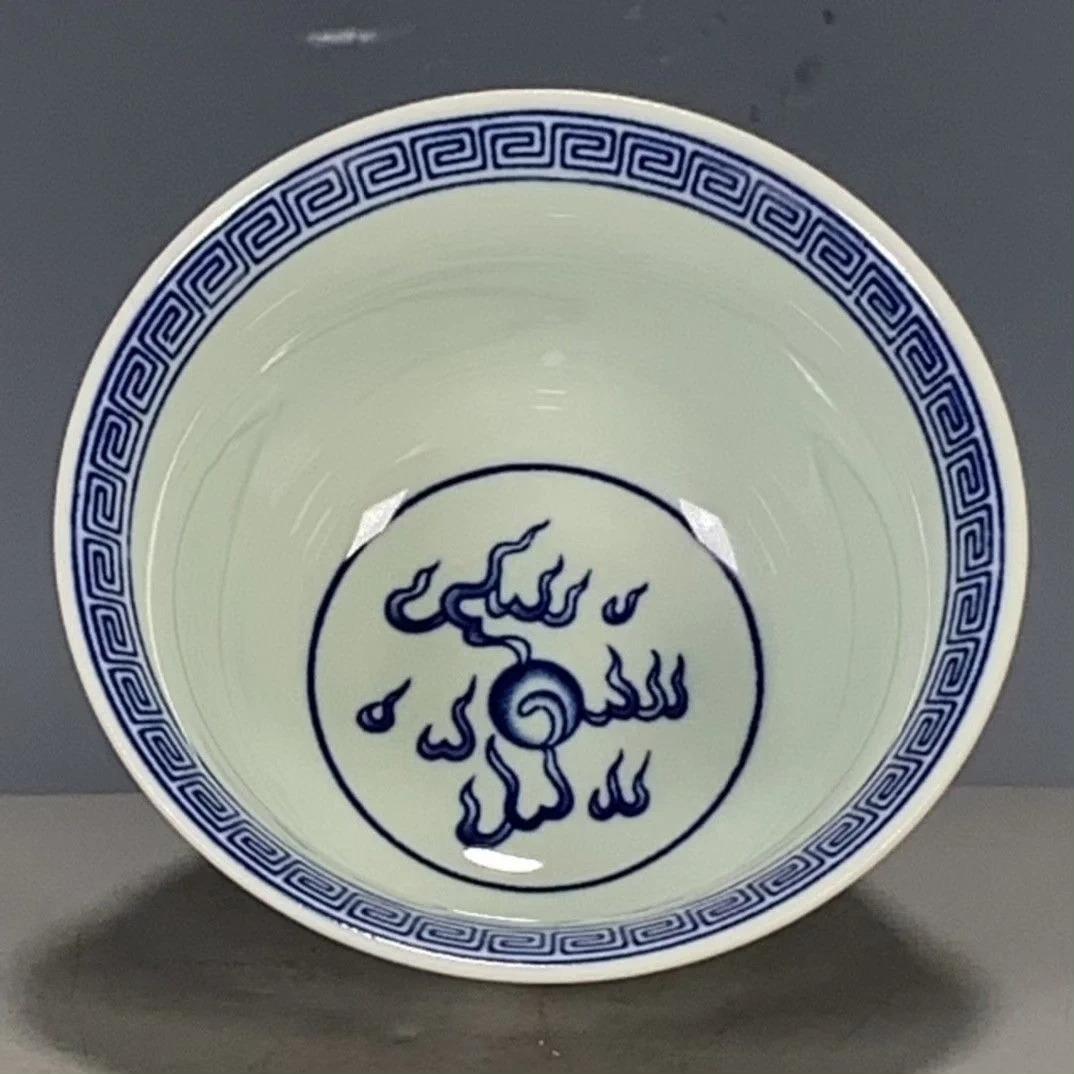 珐琅彩 胭脂紅地 花卉文 碗｜陶磁器｜精巧絵付け｜雍正年制