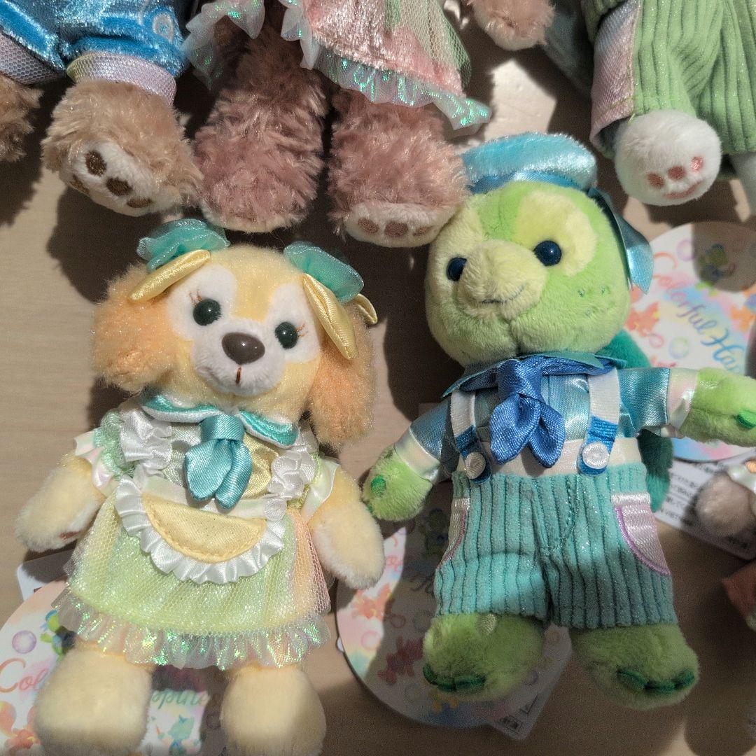 新品　ダッフィー & フレンズ ぬいぐるみバッジ　カラフルハピネス　２０周年