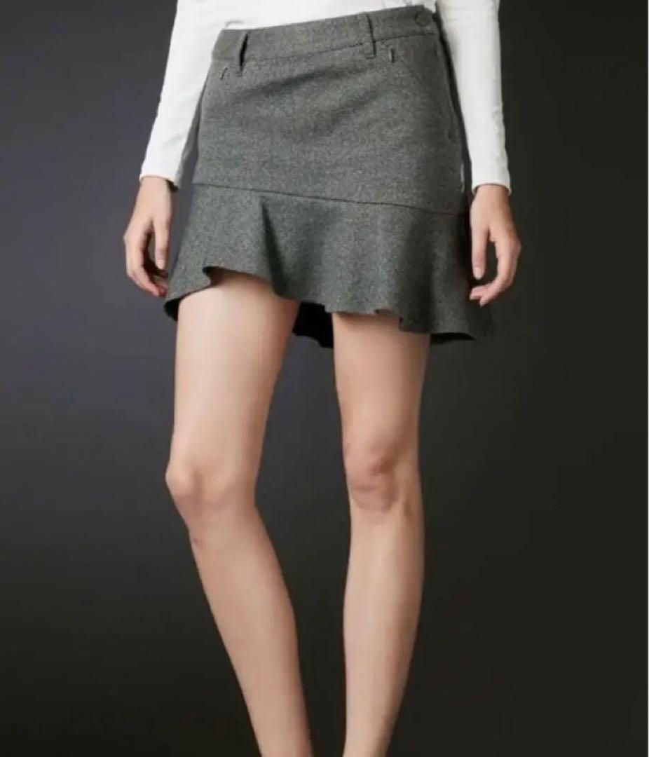 デサントゴルフ　リュクス　LUXE COLLECTION スカート