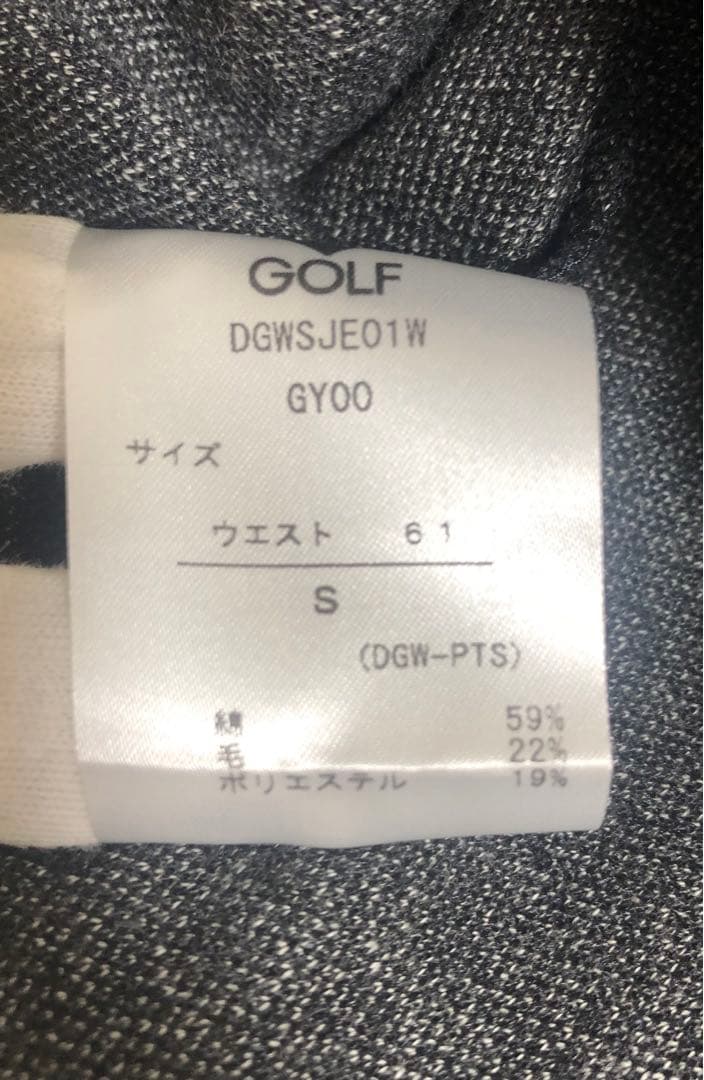 デサントゴルフ　リュクス　LUXE COLLECTION スカート