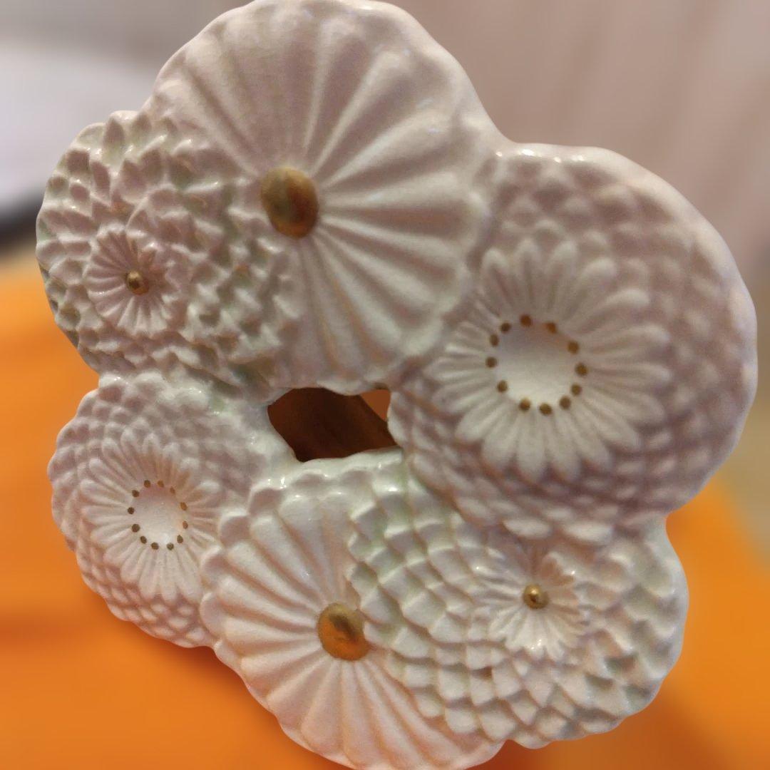 今岡三四郎 造 金彩 菊 蓋置 共箱 共布 茶道具