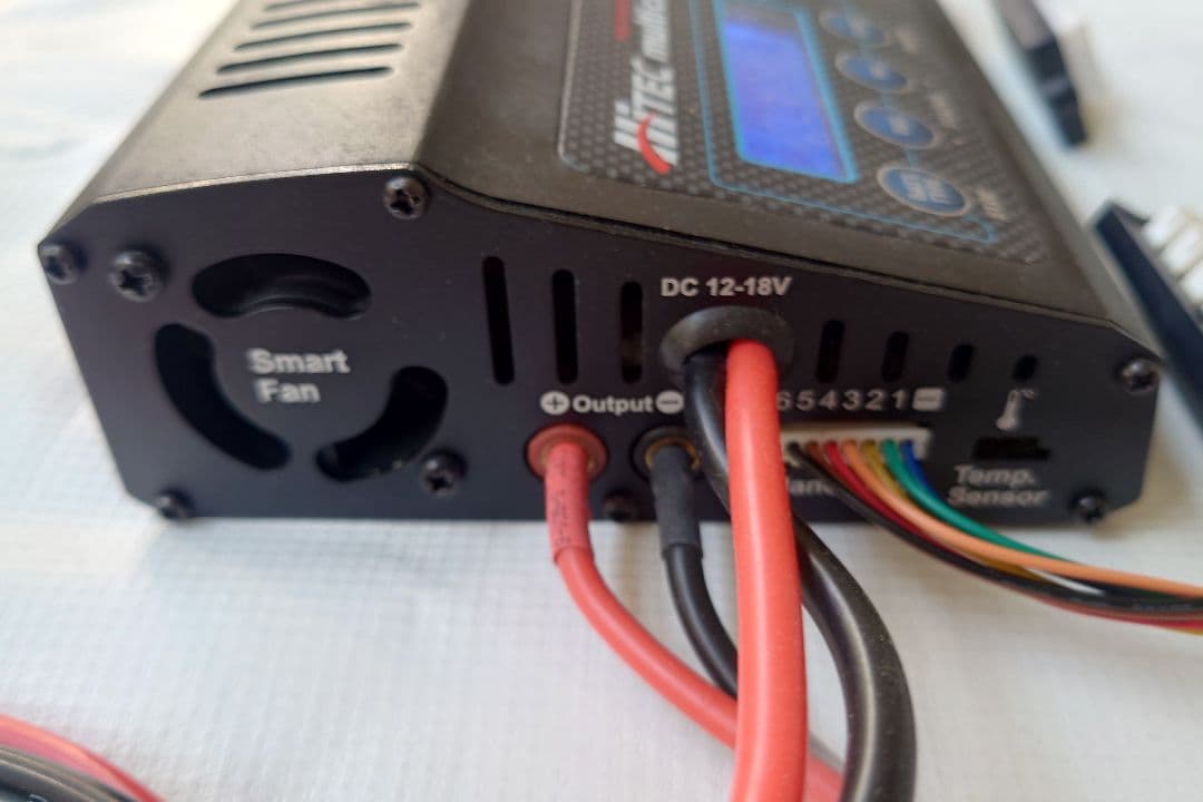 ハイテック社製 eパワーボックス 「安定化電源」マルチチャージャー「充電器」