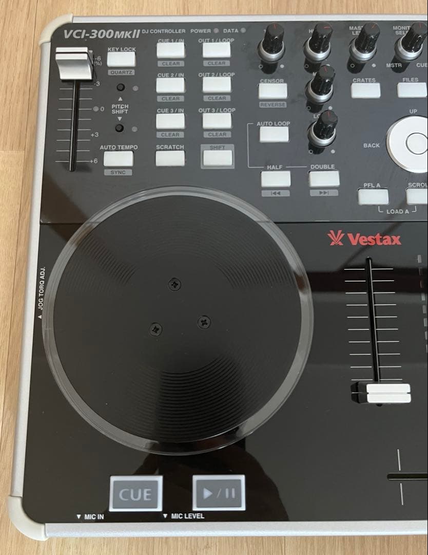 ⑧Vestax VCI-300 MK Ⅱ ITCH 付属品多数