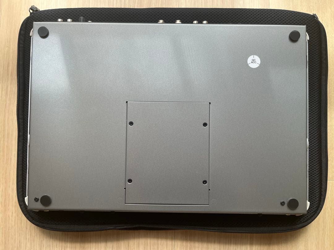 ⑧Vestax VCI-300 MK Ⅱ ITCH 付属品多数