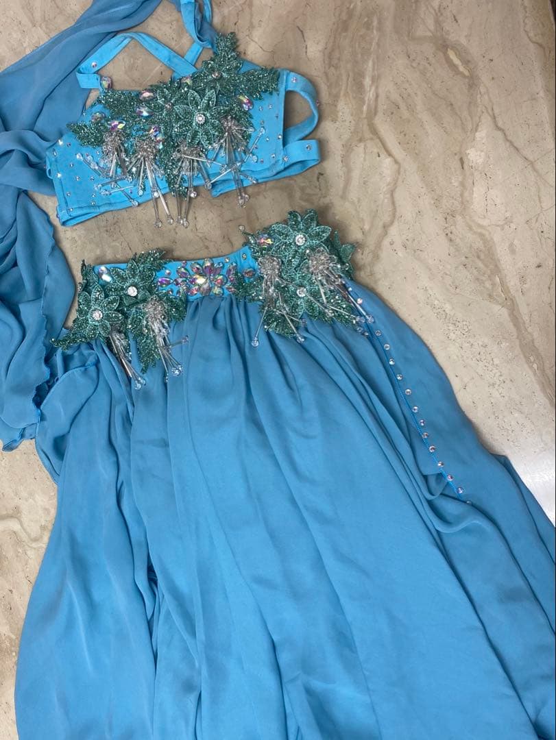 キッズサイズベリーダンス衣装