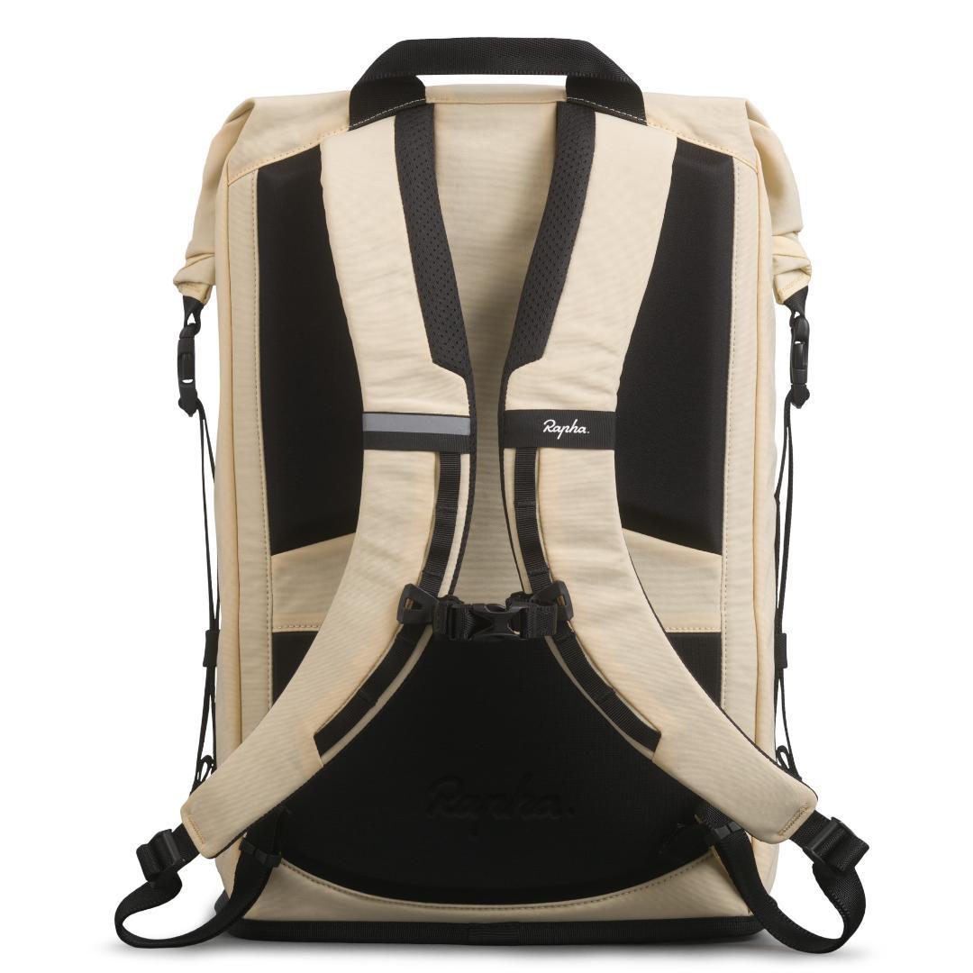 新品 Rapha ロールトップ バックパック 20リットル Sand