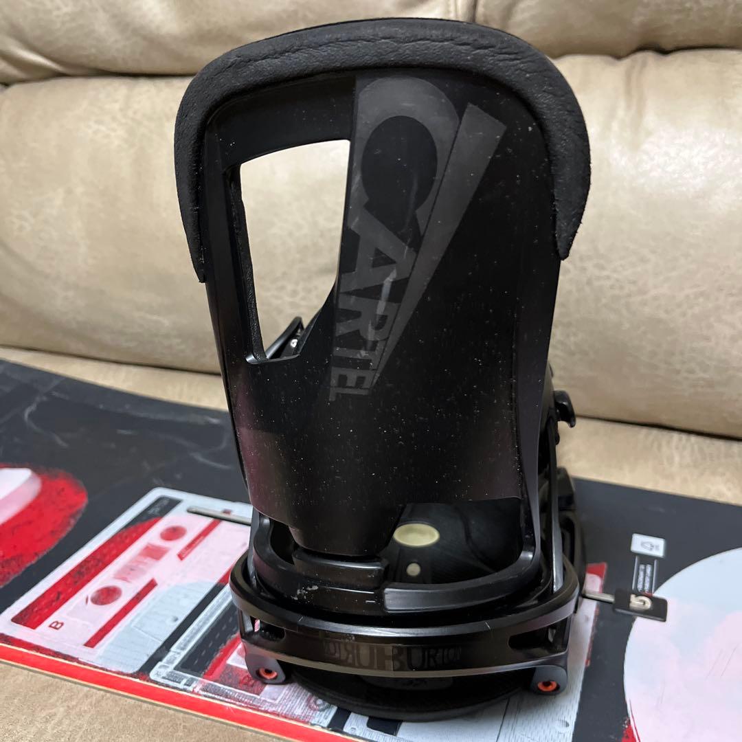 BURTON DESCENDANT 155 × BURTON CARTEL M