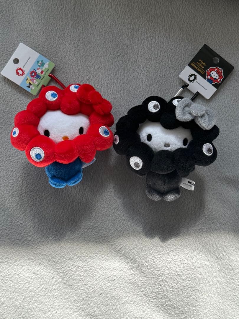 サンリオミャクミャクなりきりぬいぐるみBC　ブラック＆ノーマル　ハローキティ