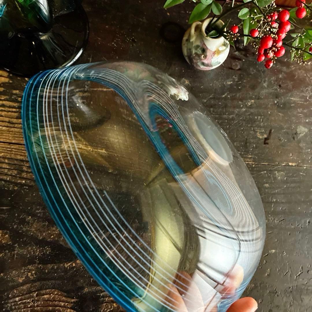 骨董　レトロガラス　四角型　濃水色フチ　線巻　糸巻　菓子鉢　花器　ウランガラス