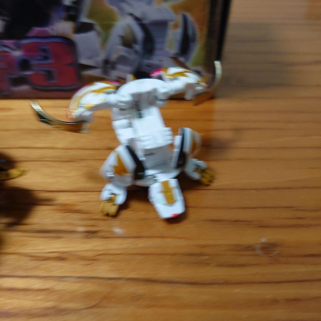 【激レア】 爆丸　神3 3体セット