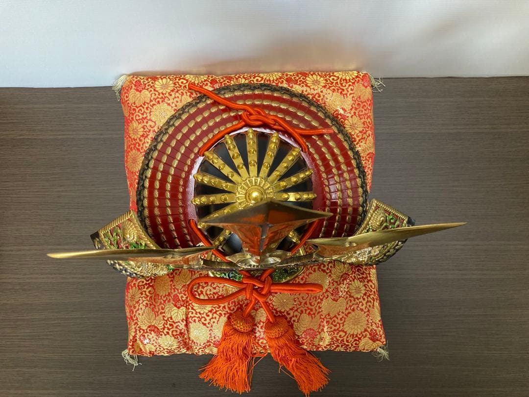 【伝統鋳芸】出世 獅子兜 瑞島謹製 重量6kg (商標登録: 大楠公)