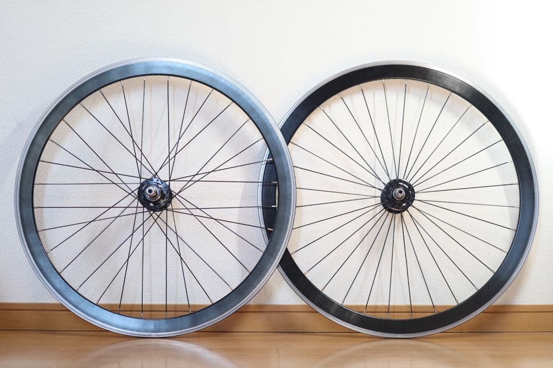 ピスト クリンチャー ホイール ブルーラグ サーリー