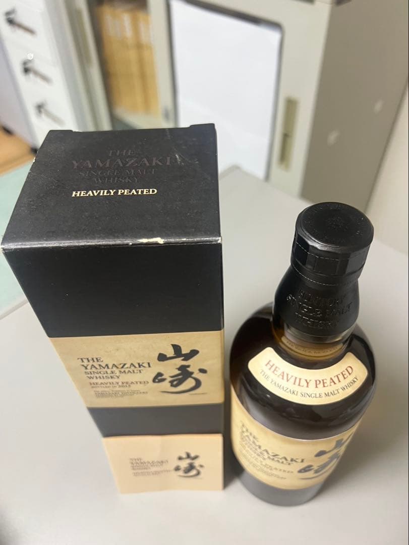 山崎 シングルモルト ヘビリーピーテッド 2013年ボトリング　未開封