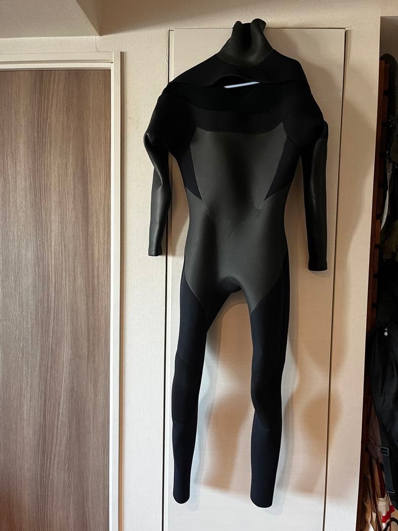 サーフィン　セミドライ　5mm3mm使用回数2回