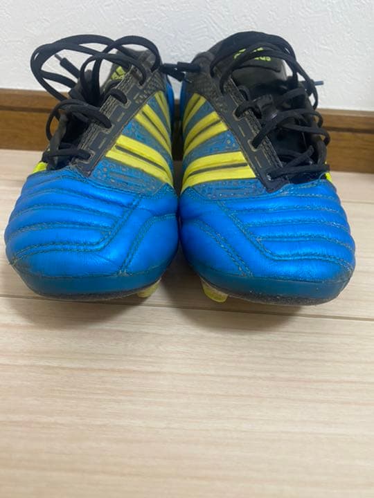 激レア サッカー スパイク アディダス アディパワープレデターTRX FG
