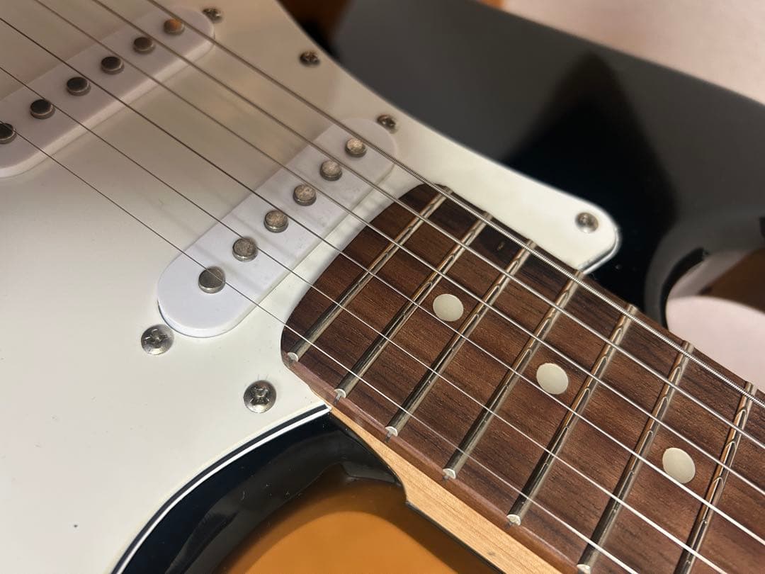 SELDERストラトキャスタータイプ黒 シングルコイル