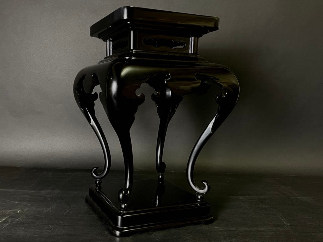 「母」 輪島塗 紫垣製 黒漆 高卓 香炉台 花台 共箱 （114F②）