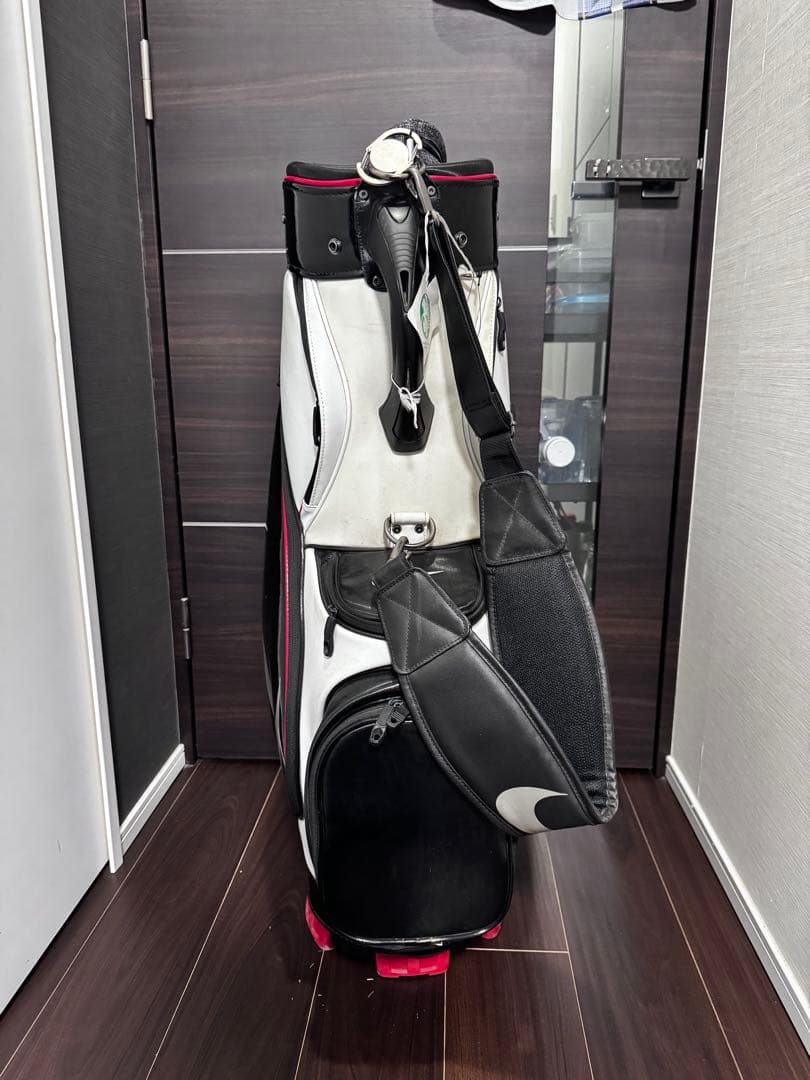 Nike キャディバッグ 黒/白/赤