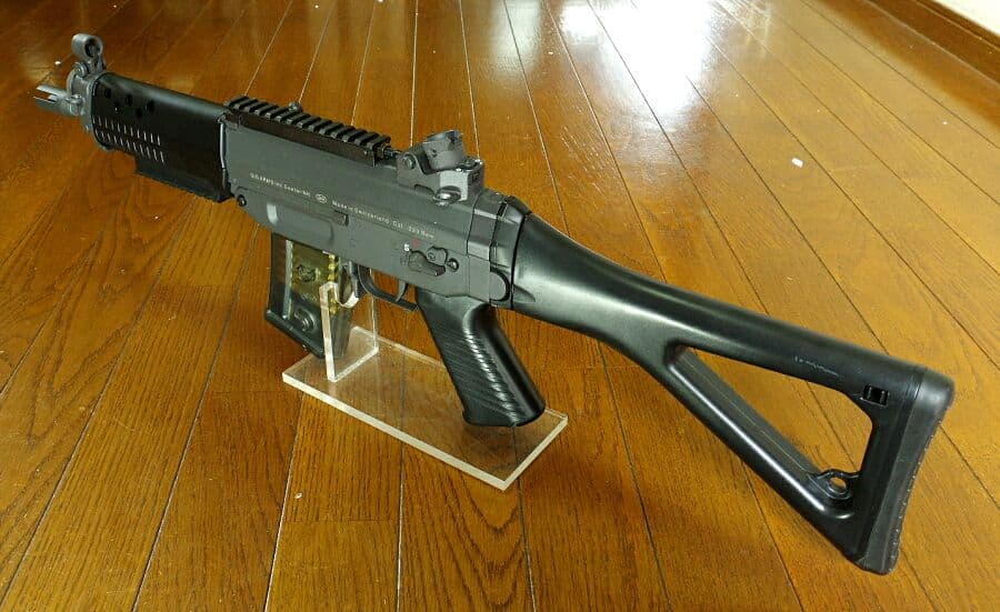 東京マルイ SIG552 シールズ ローマウントベース付き