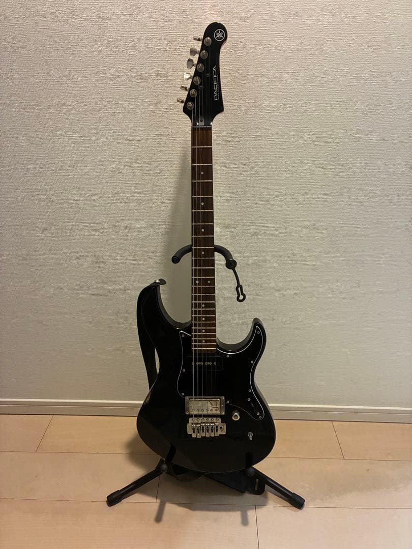 【ぼっち・ざ・ろっく！】カスタム YAMAHA PACIFICA 611VFM