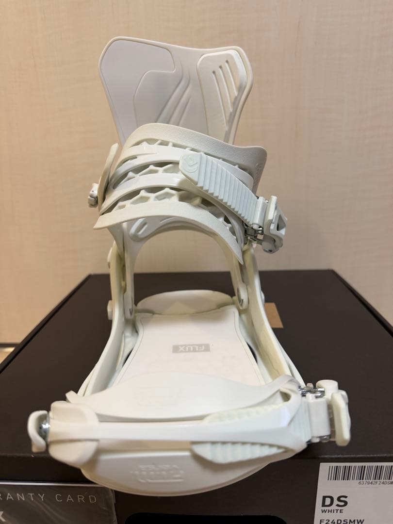 良品　フラックス　DS Mサイズ　ホワイト　メンズ　スノーボードバインディング