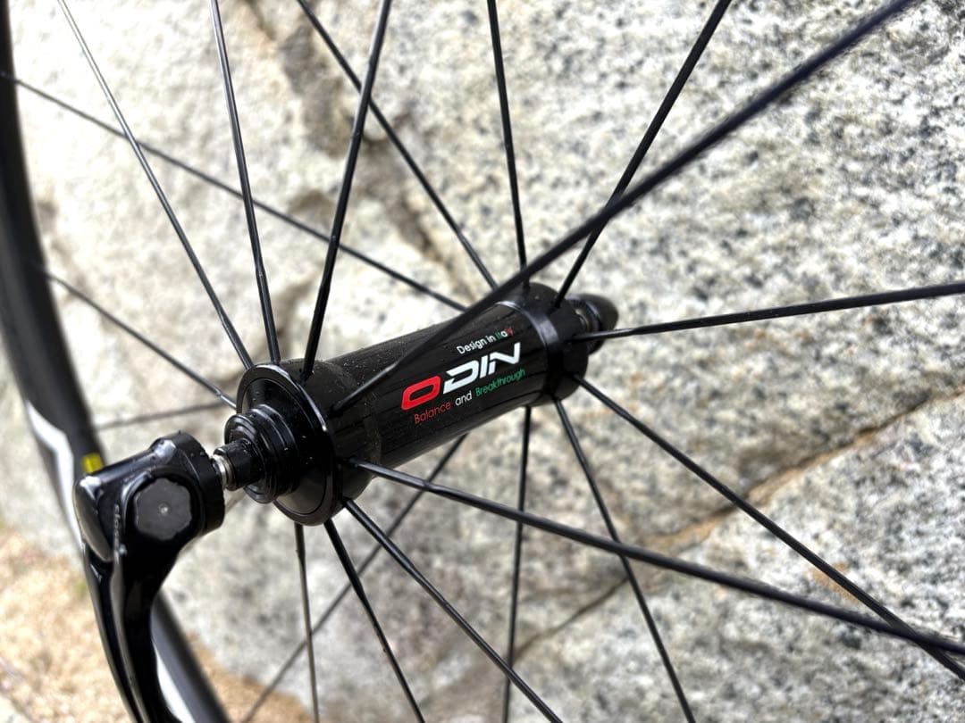 勇*氣様 ODIN オーディン　ST カーボンホイールセット