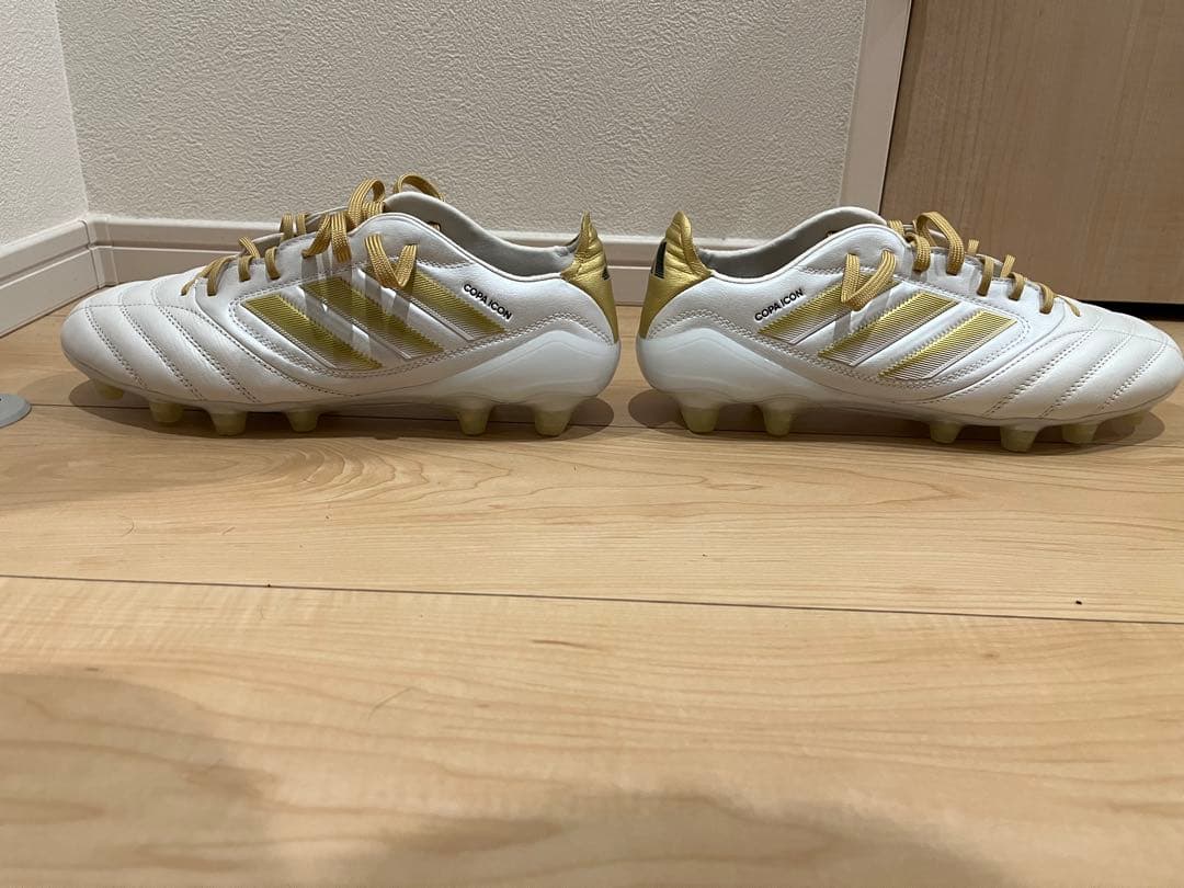 アディダス コパアイコン2 HGAG ホワイト/ゴールド 26cm