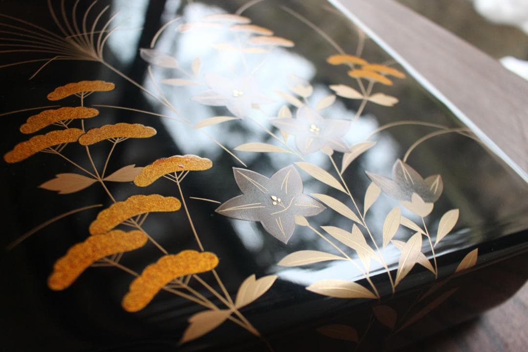 デッドストック！上質黒漆に極上秋草蒔絵の美しい文箱（検京塗輪島塗蒔絵沈金小箱