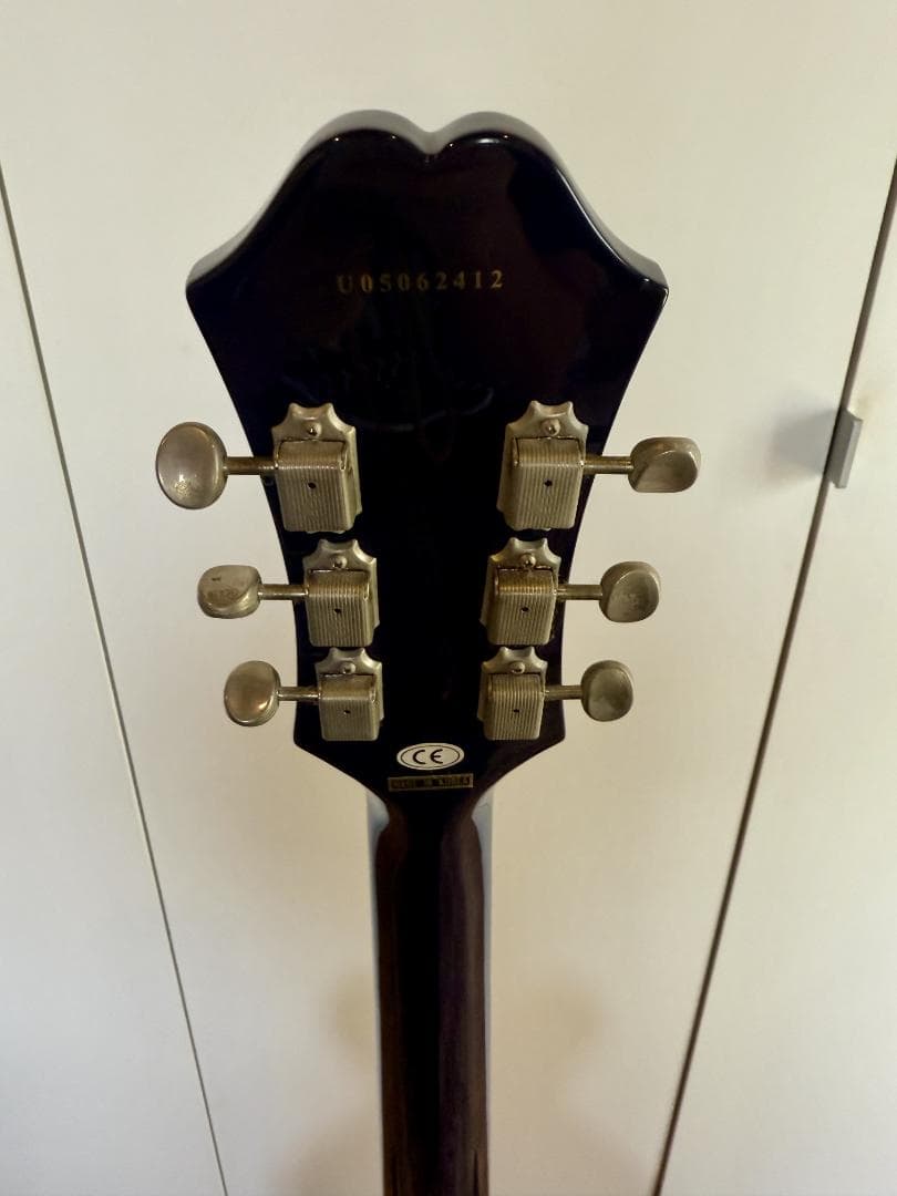 Epihone oasis Noel gallagher シグネチャーモデル