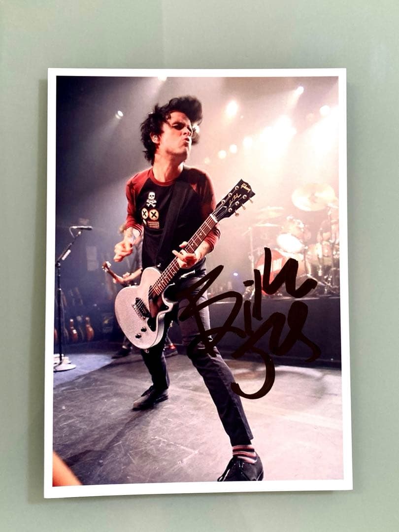 ビリー・ジョー・アームストロング直筆サイン入り2Lサイズ写真…