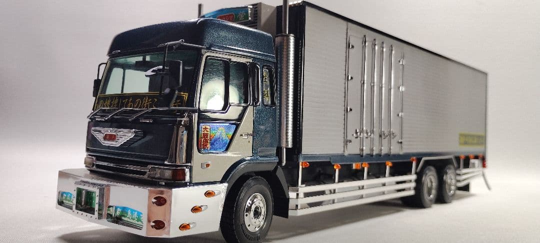 アオシマデコトラ1/32夢蛍完成品 デコトラ プラモデル トラック野郎 トラック