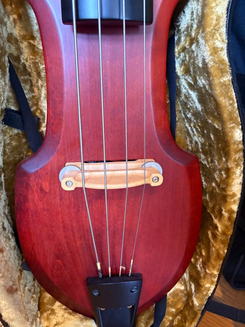 現状品　アップライトベース　Aria