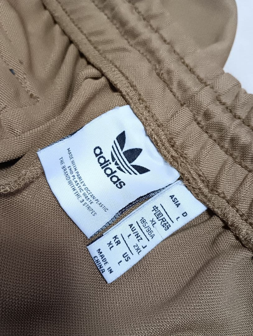 adidas 美品 adicolor heritage IB3430 2XL