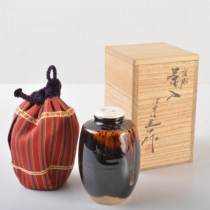 茶道具　京焼　洛東 　桶谷定一作　瀬戸釉　肩衝茶入　仕覆付　共箱　V　R7143
