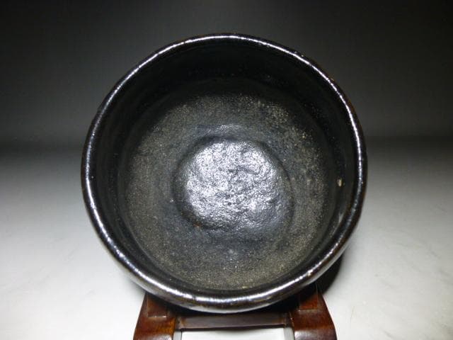 楽吉左衛門　六代　左入　黒茶碗／楽吉左衛門　九代　了入　極め箱