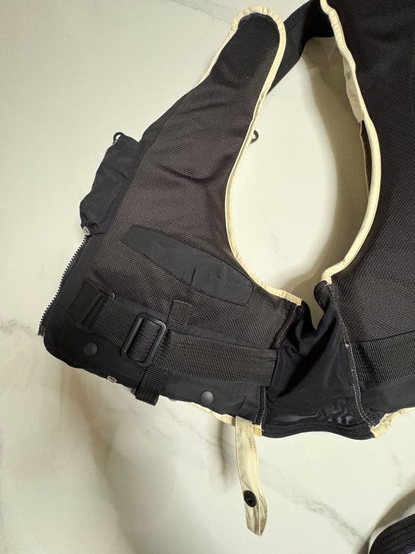 ダイワ　プロバイザー　ライフジャケットDF1401 Ｌサイズ中古