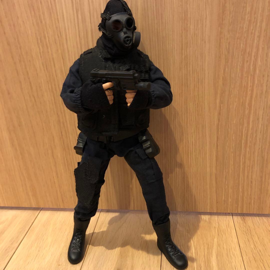 スペシャルコマンド&オペレーションタクティカルチーム　COMMANDO