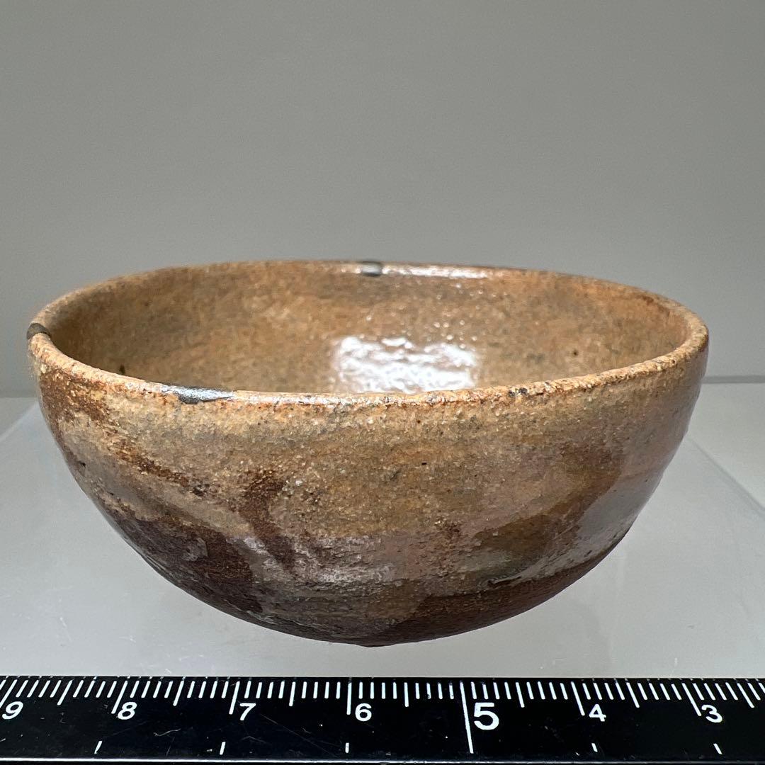 江戸初期　古唐津ぐい呑　口径約6.7㎝　東Y8-0113③